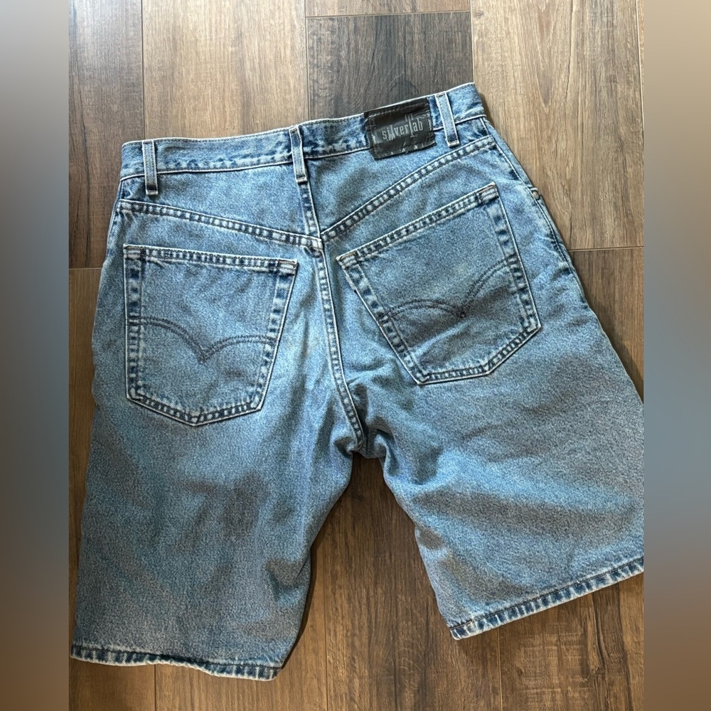 Vintage Levi’s silvertab jorts - Picture 3 of 7